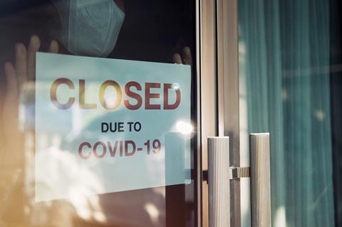 Closed sign coronavirus